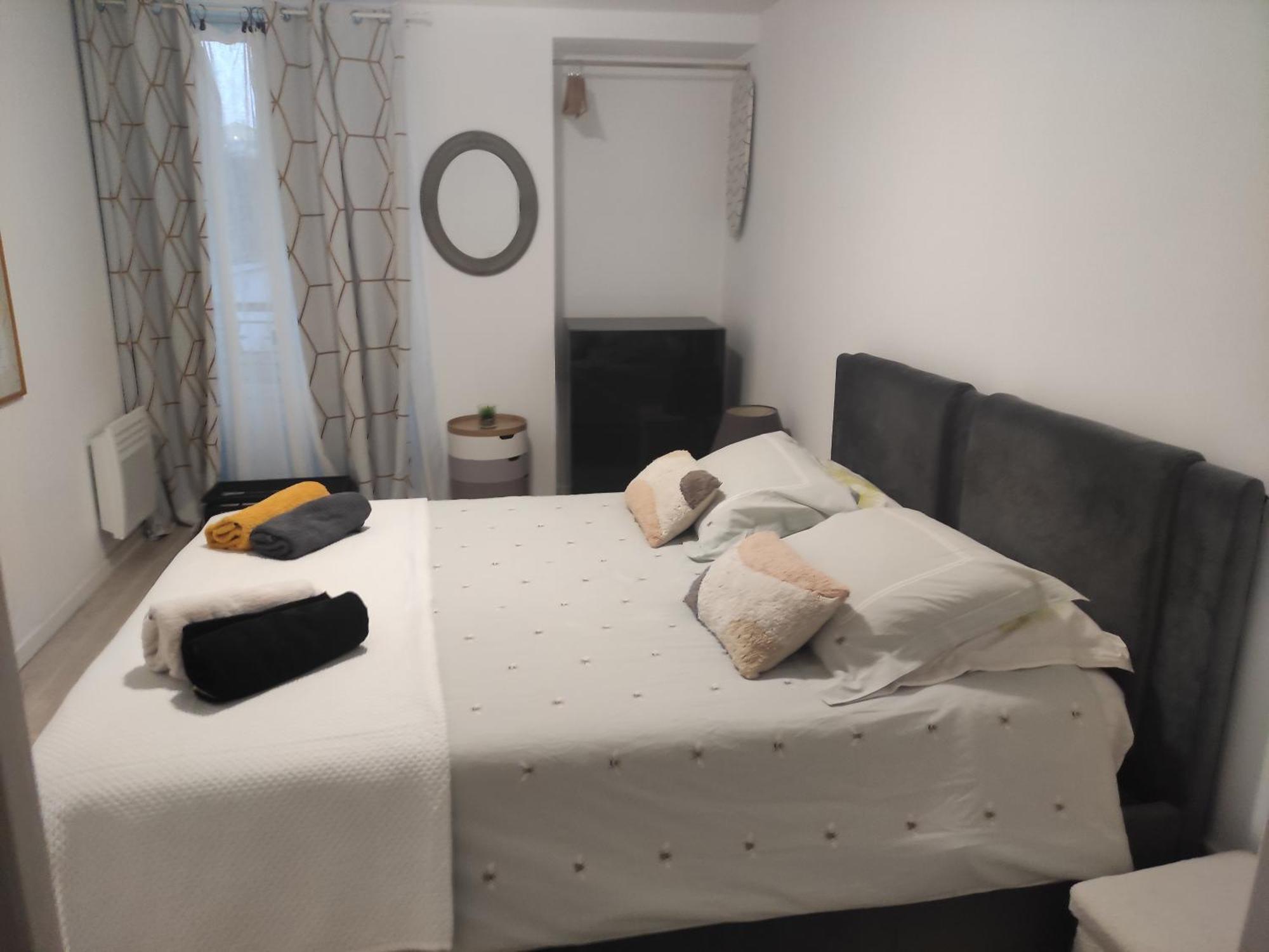 Appartement Paisible Clichy Eksteriør bilde
